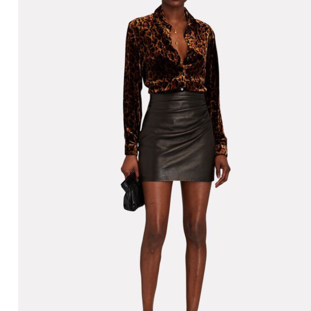 L AGENCE
Laurent Silk Leopard Velvet Shirt - Picture 6 of 12